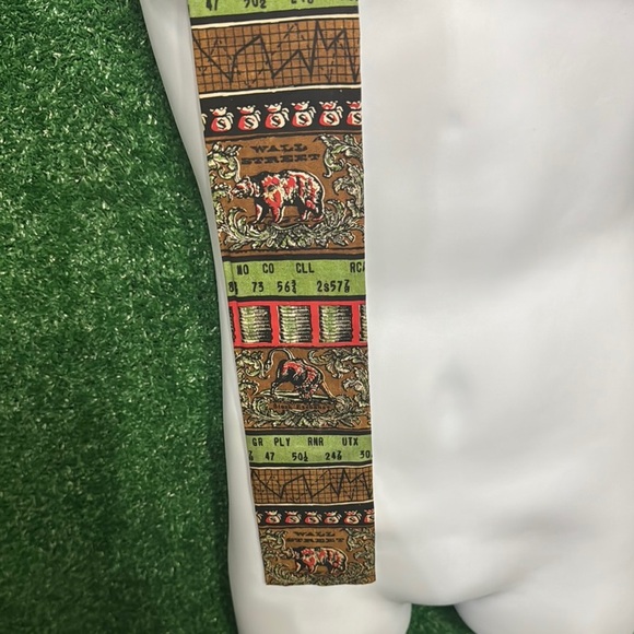 wall street Patterned Brown Tie - Picture 1 of 4
